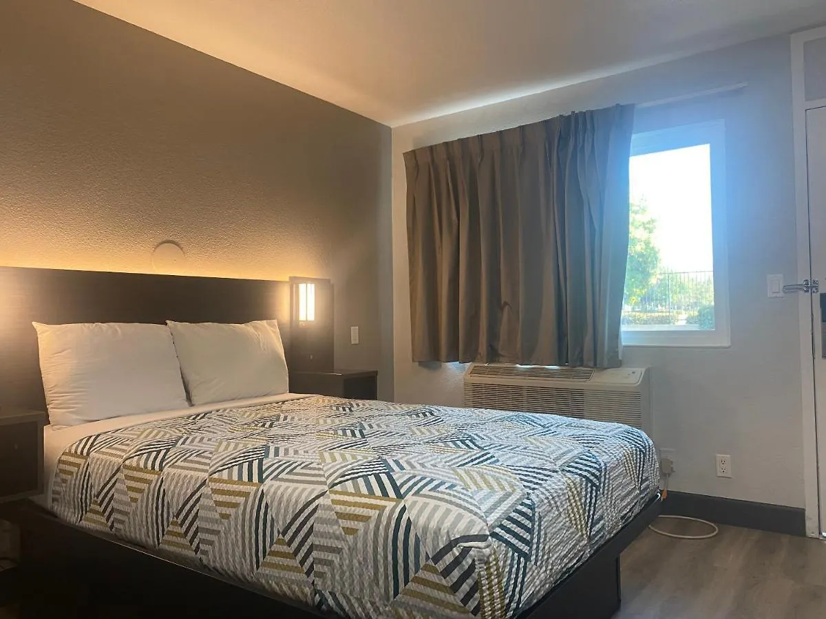 Motel 6-San Bernardino, Ca - South